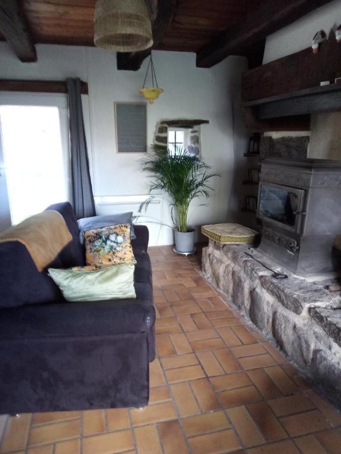 Petite Maison Dans Les Monts D'Arree Ty Coz Commana Exterior photo