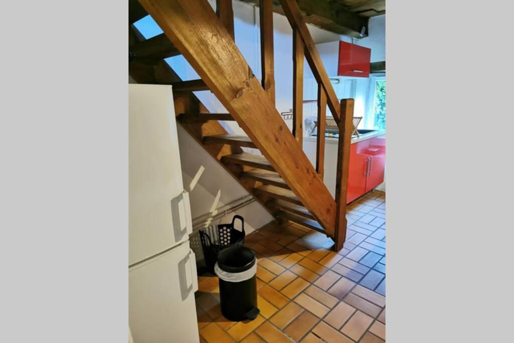 Petite Maison Dans Les Monts D'Arree Ty Coz Commana Exterior photo
